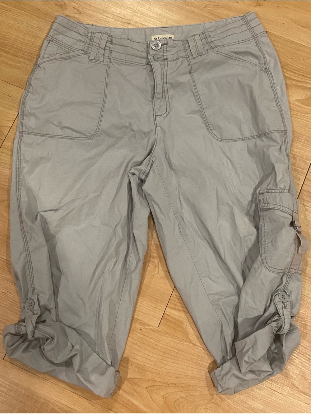 St. John's Bay Light Gray Casual Capri Pants